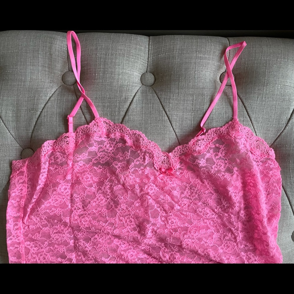 VICTORIA’S SECRET LACE CAMISOLE, Size L